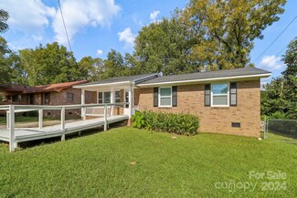 105 Witherspoon St, Lancaster, SC 29720