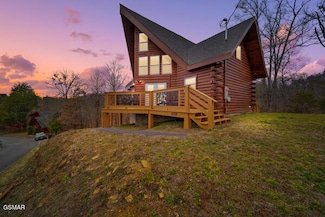 2322 Wingspan Dr, Sevierville, TN 37876