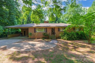 7009 Calton Ln, Charlotte, NC 28214