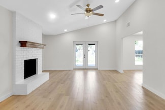 1005 Bowie St, Lockhart, TX 78644