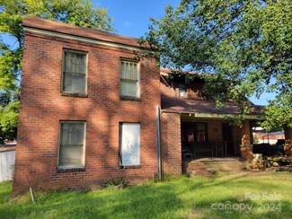 100 Harper St, Star, NC 27356
