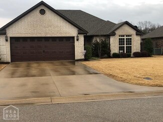 424 Copperstone Dr, Jonesboro, AR 72404
