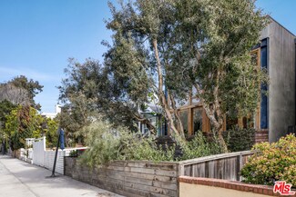 32 Dudley Ave, Venice, CA 90291