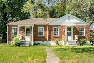 10120&10122 Saint Martha Ln, Saint Ann, MO 63074