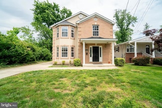5102 Roanoke Place, College Park, MD 20740