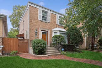 6063 N Troy St, Chicago, IL 60659