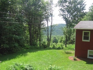 60 Upper Sunny Brook Rd, Middlesex, VT 05602