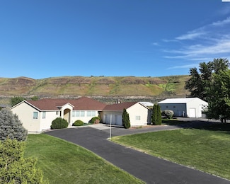 26905 S 1005 Prairie SE, Kennewick, WA 99338