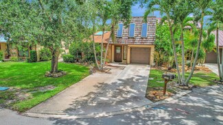 1003 Raintree Ln, Palm Beach Gardens, FL 33410