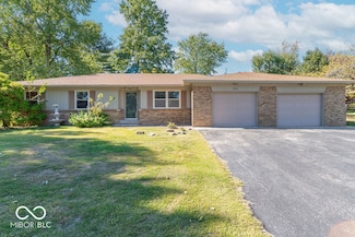 374 Shadow Rd, Greenwood, IN 46142
