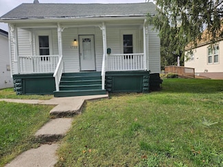 1722 S 9th St, Council Bluffs, IA 51501