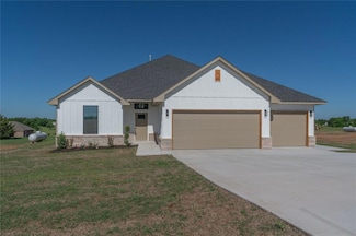 4921 Meadow Dr, Guthrie, OK 73044