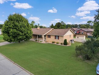 1718 Lilac, Mountain Home, AR 72653