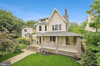 5115 42nd St NW, Washington, DC 20016