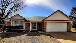 8202 Weatherly Dr, Rowlett, TX 75089