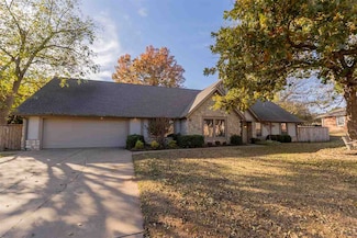 1908 S Cowboy Ct, Stillwater, OK 74074