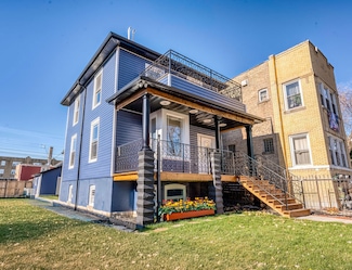 2152 N Tripp Ave, Chicago, IL 60639