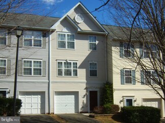 765 General Wallace Ct, Warrenton, VA 20186
