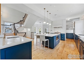 563 Arapahoe Ave, Boulder, CO 80302