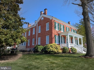 312 High St, New Windsor, MD 21776