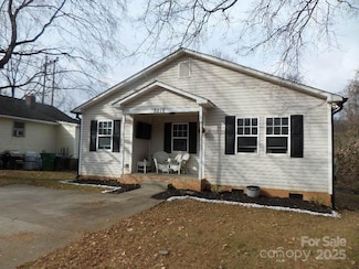 3216 Lasalle St, Charlotte, NC 28216