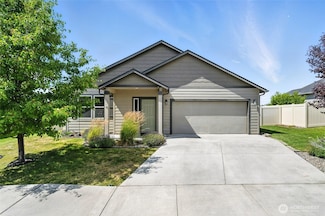 532 SW Alicia Loop, College Place, WA 99324