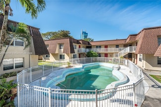 4528 SW 54th St Unit 301B, Fort Lauderdale, FL 33314