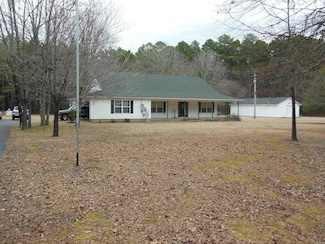 2080 Country Club Rd, Malvern, AR 72104