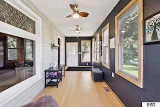 515 N Thomas Ave, Oakland, NE 68045