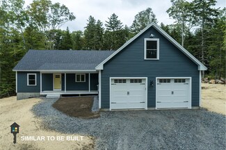 46 Forest Glen Ln, Topsham, ME 04086