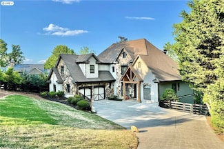 3330 Chimney Point Dr, Cumming, GA 30041