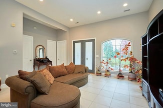 12815 Braddock Rd, Clifton, VA 20124