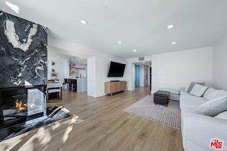123 S Clark Dr Unit 104, West Hollywood, CA 90048