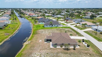 168 Mark Twain Ln, Rotonda West, FL 33947