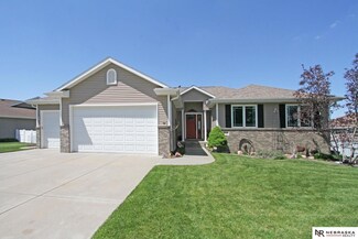 3720 W Karwat Ln, Lincoln, NE 68522