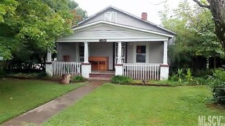 1124 12th St NE, Hickory, NC 28601