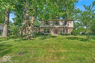 635 White Oak Ct, Zionsville, IN 46077