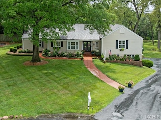 13 Ladue Crest Ln, Saint Louis, MO 63124