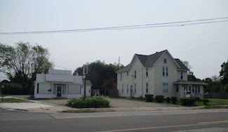 409 N Nottawa St, Sturgis, MI 49091