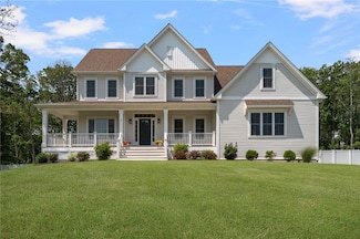9 Scarlett Way, Cranston, RI 02921
