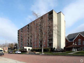 9 N Penn Ave, Greenville, PA 16125