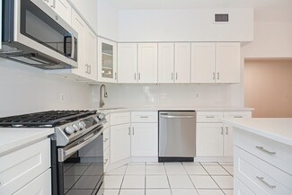153 Chiswick Rd Unit 1, Brighton, MA 02135