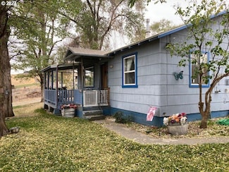 41715 George St, Pendleton, OR 97801