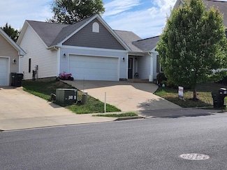 244 Overview St, Waynesboro, VA 22980