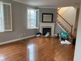 57 Devonshire Dr, Clifton, NJ 07013