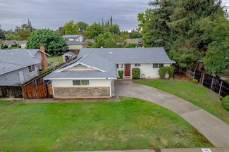 865 S Barrett Rd, Yuba City, CA 95991