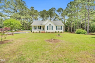 110 Phyllis Dr, Benson, NC 27504