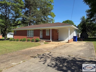 270 Bell Ave, Mc Kenzie, TN 38201