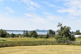 13148 Marihugh Rd, Mount Vernon, WA 98273