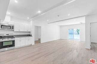1227 N Berendo St Unit 102, Los Angeles, CA 90029